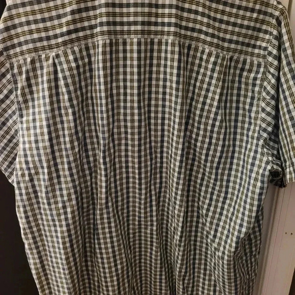 North Face Mens‎ casual short sleeve button shirt. - Picture 3 of 4